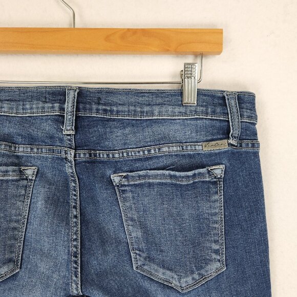 Kancan Jeans Women 30 Blue Skinny Leg Distressed Mid Rise Classic Casual Denim - Picture 9 of 12